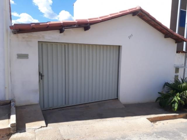 #246 - Casa para Venda em São João do Paraíso - MG - 1