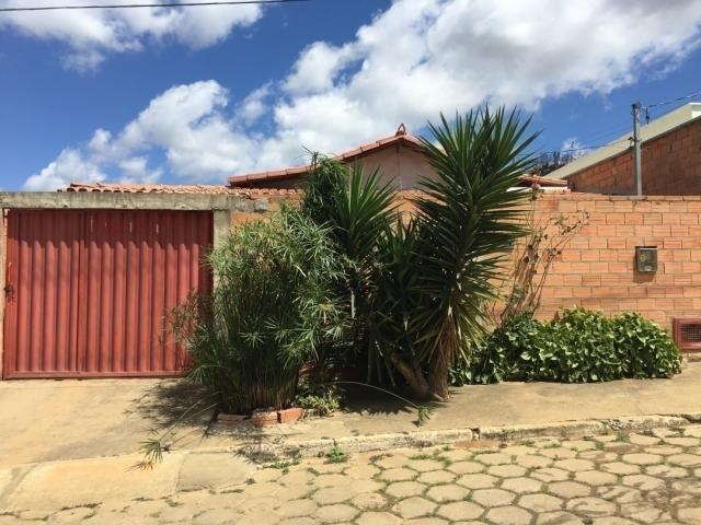 #327 - Casa para Venda em São João do Paraíso - MG - 1