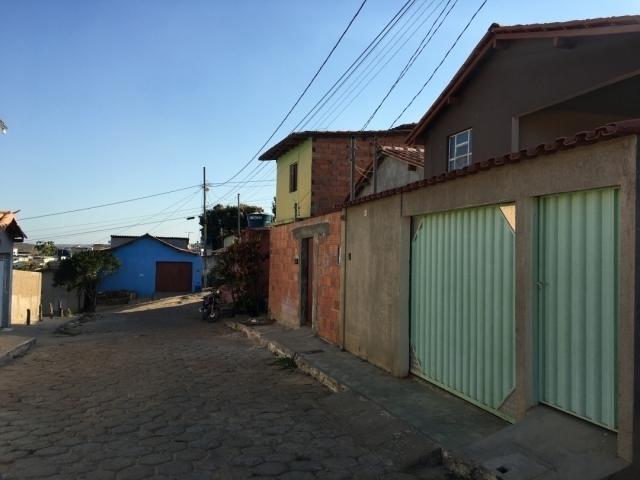 #332 - Casa para Locação em São João do Paraíso - MG - 2