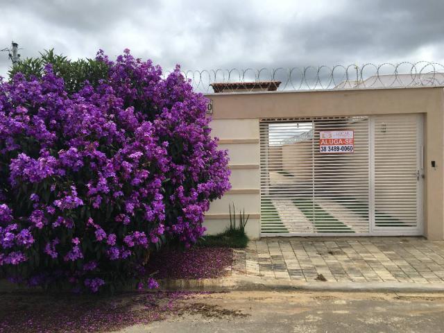 #001 - Casa para Venda em São João do Paraíso - MG