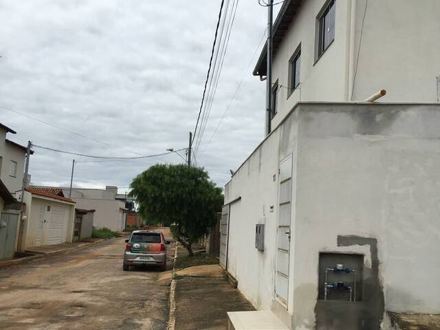 #422 - Casa para Venda em São João do Paraíso - MG - 3
